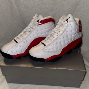 BRAND NEW - Nike Jordan 13 Retro Chicago OG 9.5